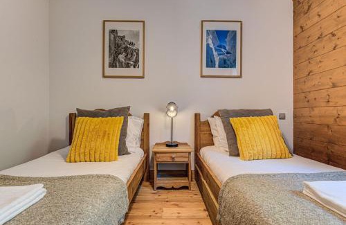 Chamonix City Centre Apartment | Apartment Villa Vallet 1, Alpes Travel, Chamonix Old Town, Sleeps 6