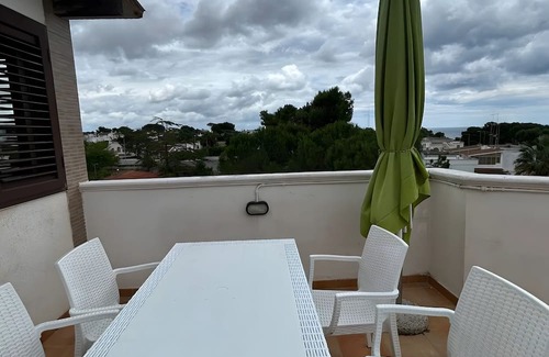 Leporano Marina Apartment | Apartment 'Vivì Due' with Sea View, Wi-Fi and Air Conditioning