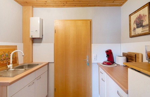 Feldatal Apartment | Apartment 'Vogelsberger Cosy Home 2og Und 1og' with Balcony and Wi-Fi