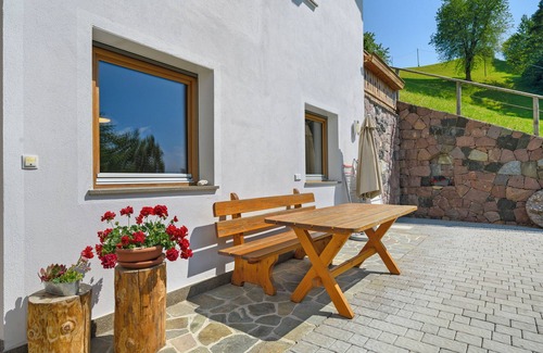Fie allo Sciliar Apartment | Apartment 'Völs' with Mountain View, Private Terrace and Wi-Fi