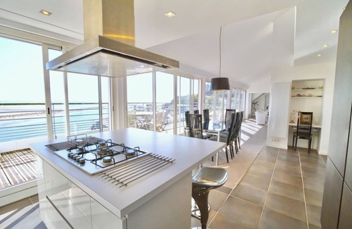 Barneville-Carteret Apartment | Apartment with Sea View