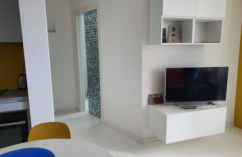 Viareggio Apartment | Apartment with a/c far 50 m from the sea