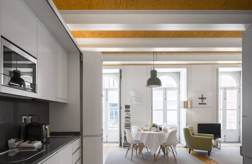 Foz do Douro Apartment | Apartment with a unique design. City view. Frontline sea.