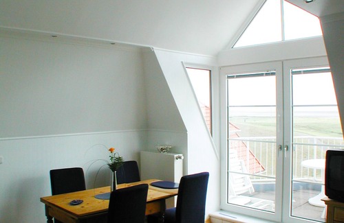Wangerooge Apartment | Apartment with an unobstructed view of the Wadden Sea (last House at the top)