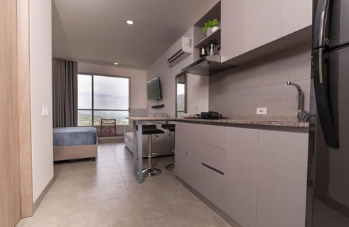 Papare Apartment | Apartment with balcony and incredible view, swimming pool and beach