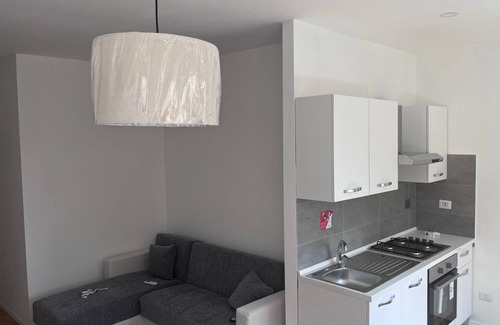 Tuscolano Apartment | Apartment with balcony 5 minutes walk from Metro A