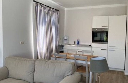 Puttgarden Apartment | Apartment with balcony - app 10 - Hus lake view