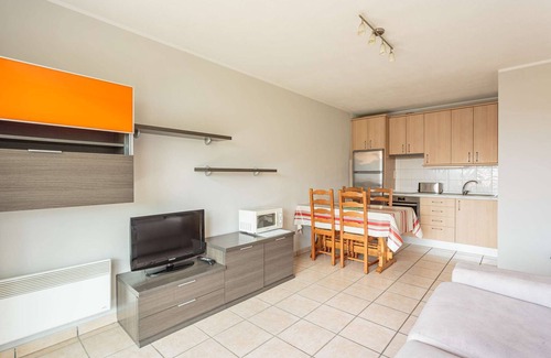 Hendaye Apartment | Apartment with balcony and parking