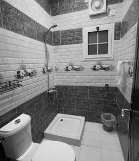 Al-Hamra'a Apartment | Apartment with bed room and salon