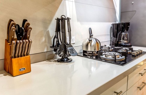 Boroncana Villa | Apartment With Charming Patio+ BBQ Near Beach! Free Util's