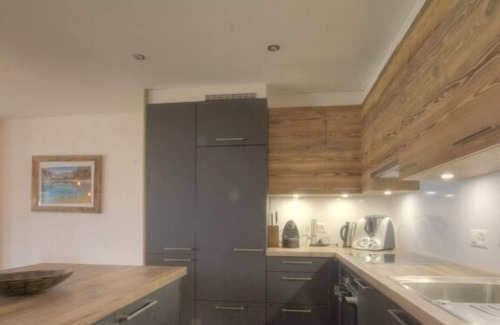 Anzere Apartment | Apartment with entrance corridor, 1 bedroom with 2 bunk beds, 1 bedroom with 2 single beds, 1 bathro
