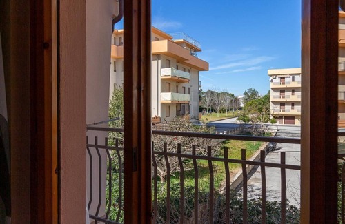 Porto Recanati Apartment | Apartment with garden 300 mt. from the sea