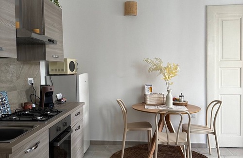Brindisi Histotic Center Apartment | Apartment with Jacuzzi in the center of Brindisi