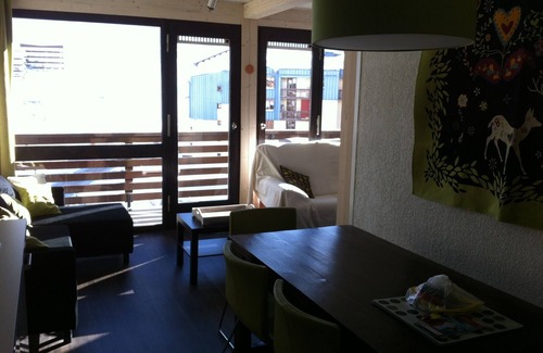 Les Almes Apartment | Apartment with large balcony, warm, completely renovated