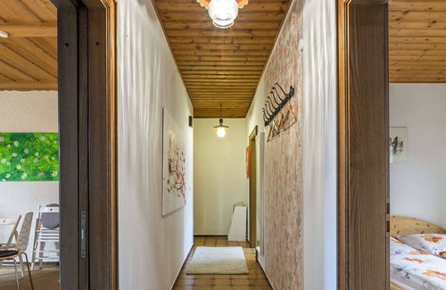 Schoensee Apartment | Apartment with large balcony