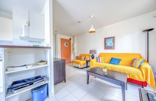 Soulac-sur-Mer Apartment | Apartment with Private Garden, Terrace, and Shared Pool in Soulac-sur-Mer