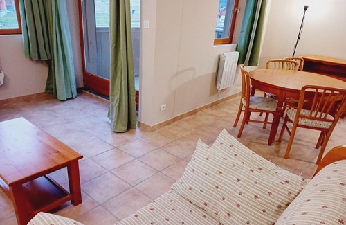 Termignon Apartment | Apartment with parking in Val Cenis