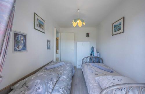 Tourgeville Apartment | Apartment with parking and balcony near the beach