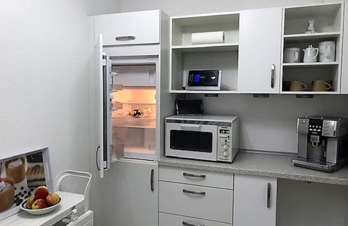 Bad Duerrheim Apartment | Apartment with pergola, garden, barbecue and terrace