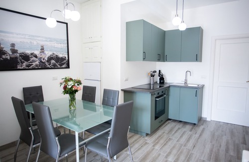 Castellabate Historic Centre Apartment | Apartment with sea view/Holiday . sea, sun & peace