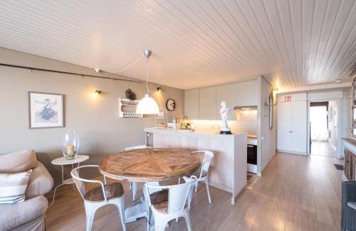 Middelkerke Apartment | Apartment with sea-view from terrace