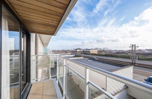 Middelkerke Apartment | Apartment with sea-view from terrace