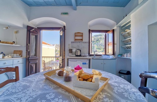 Symi Apartment | Apartment with sea view