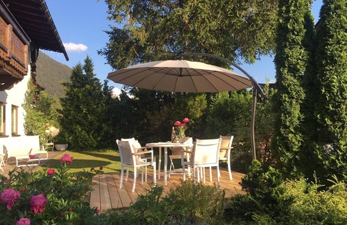 Eben am Achensee Apartment | Apartment with seaview, 2 bedrroms. own garden, 5 min. to lake