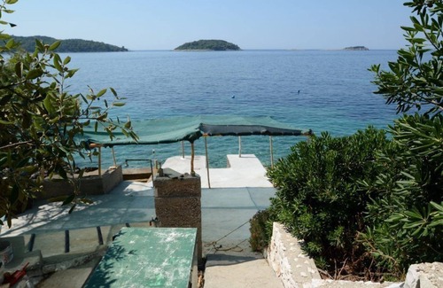 Prizba Apartment | Apartment With Terrace and sea View- Olive