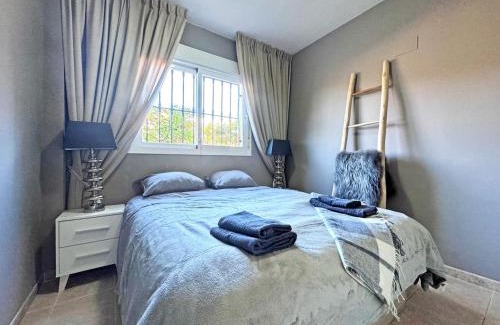 Casares Apartment | Apartment with terrace and Year-Round Open Pool