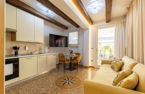 Historic Center Apartment | Apartment with Terrace