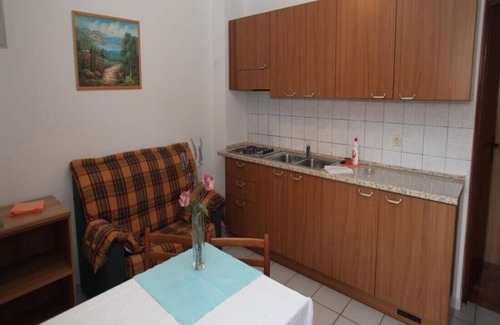Cres Apartment | Apartment with two bedrooms and terrace double bed