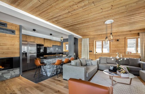 Val-d'Isere Villa | Apartment Yolanthe - Four Bedroom Villa, Sleeps 10