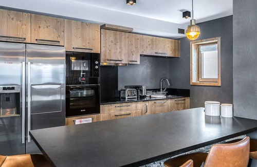 Val-d'Isere Villa | Apartment Yolanthe - Four Bedroom Villa, Sleeps 10