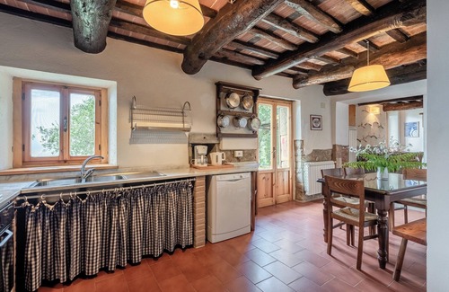 Pescia Apartment | Apartment 'Zano' with Mountain View, Shared Pool and Wi-Fi