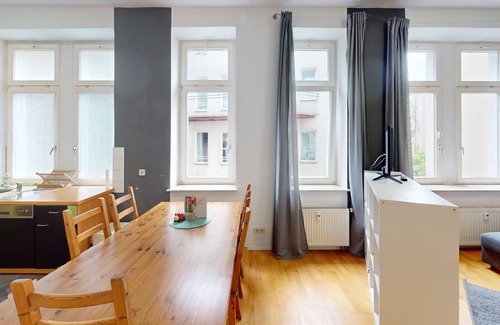 Zentrum-Nord Apartment | Apartment 'Zentrales Loft Mitten In Leipzig' with Wi-Fi