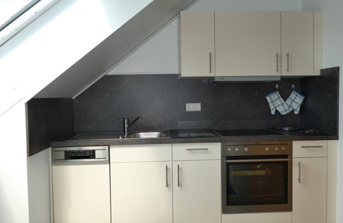 Langenargen Apartment | Apartment 'Zerlaut' with Balcony and Wi-Fi