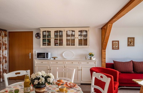 Clausdorf Apartment | Apartment "Zur Eule - Uhu" with Shared Garden & Wi-Fi
