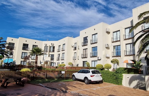 Gordon's Bay Apartment | Apartment18 Lifestyle- Gordons Bay Beachfront