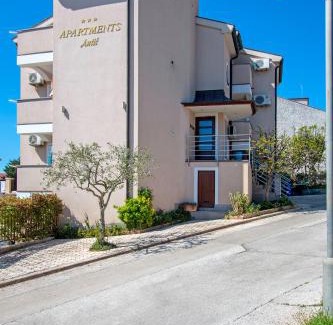 Pjescana Uvala Apartment | Apartments Antic 1