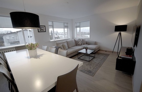 Haaleiti Apartment | Apartments, apt 202