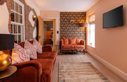 Richmond-upon-Thames Hotel | Apartments at Number 16 - The Jolly Coopers