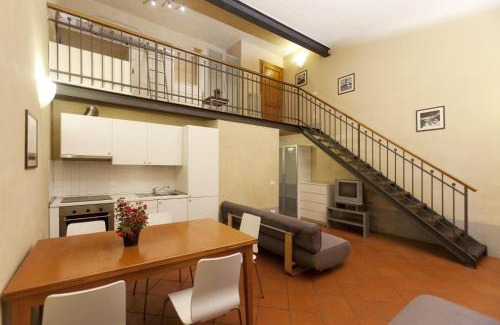 Prato Apartment | Apartments Calamai by the River srl