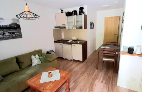 Schwob Apartment | Apartments 'Altes Tradenlehen' Nestled between mountains and alpine pastures.