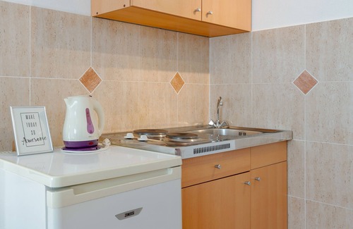 Mandre Apartment | Apartments Family Gligora (25321-A1) - Mandre - island Pag