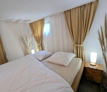 Traiskirchen Apartment | Apartments in Vienna suburbs - 40 min from Vienna city center