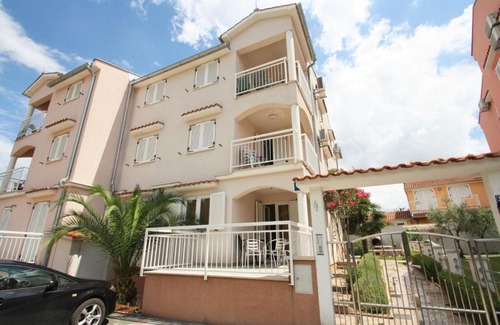 Cancini House | Apartments Kestenova