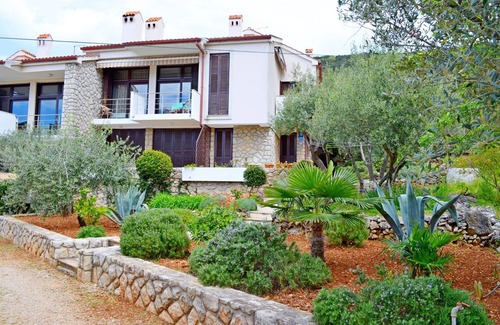 Cres Apartment | Apartments Marija (67811-A1) - Cres - island Cres