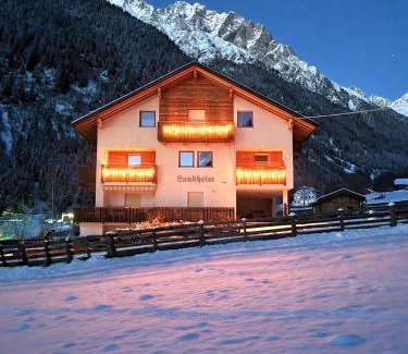 Rasun Anterselva Apartment | Apartments Nature Apis Landheim