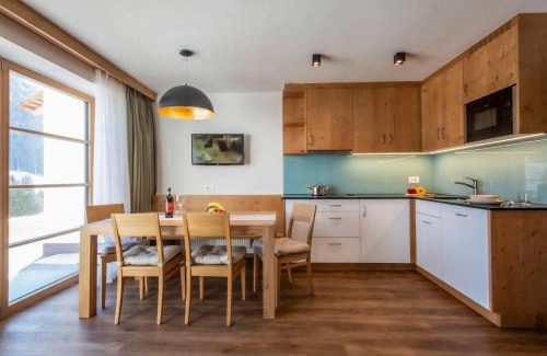 La Villa Apartment | Apartments Picenin
